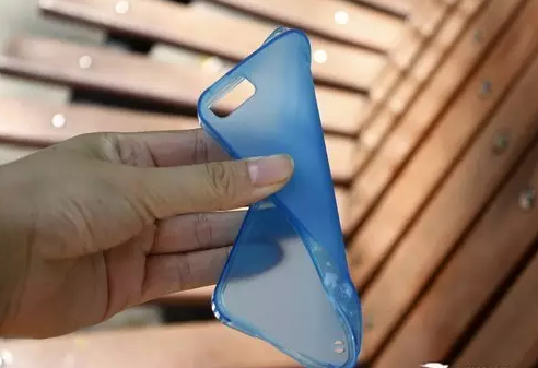 TPU保護(hù)套軟硬適中.png TPU保護(hù)套軟硬適中.png