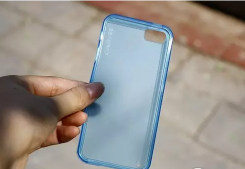半透明硅膠保護(hù)套.png 半透明硅膠保護(hù)套.png